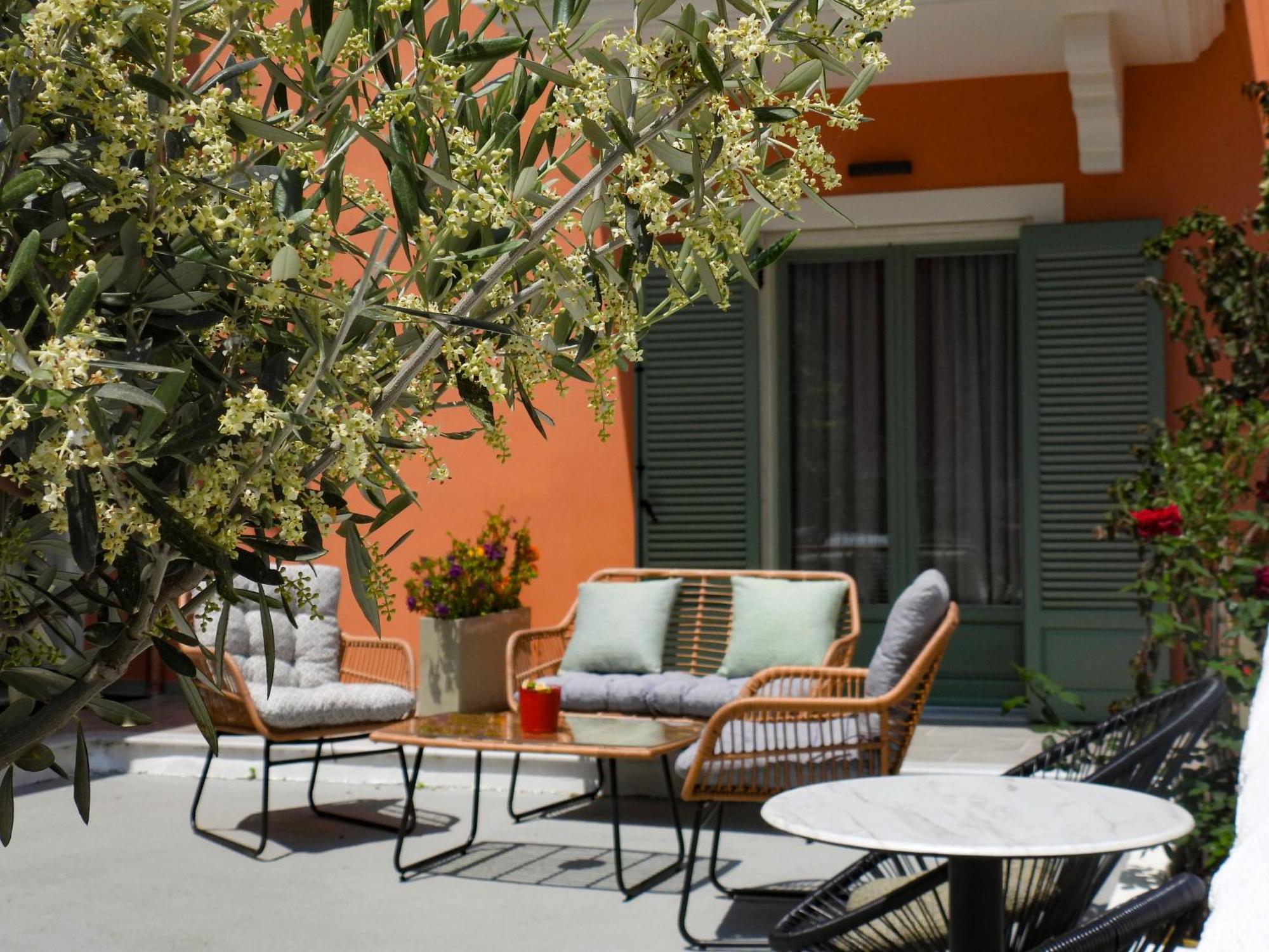Saint George Hotel ปาร์กา ภายนอก รูปภาพ
